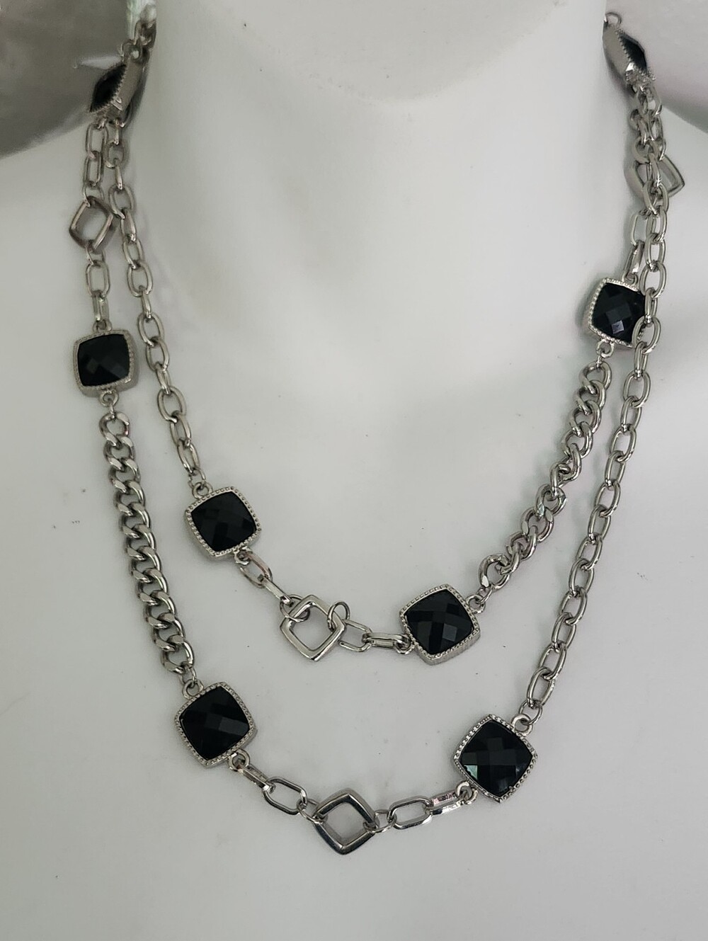 Elegant Weingeroff Silver Tone &  Black Onyx Stone Necklace - Vintage